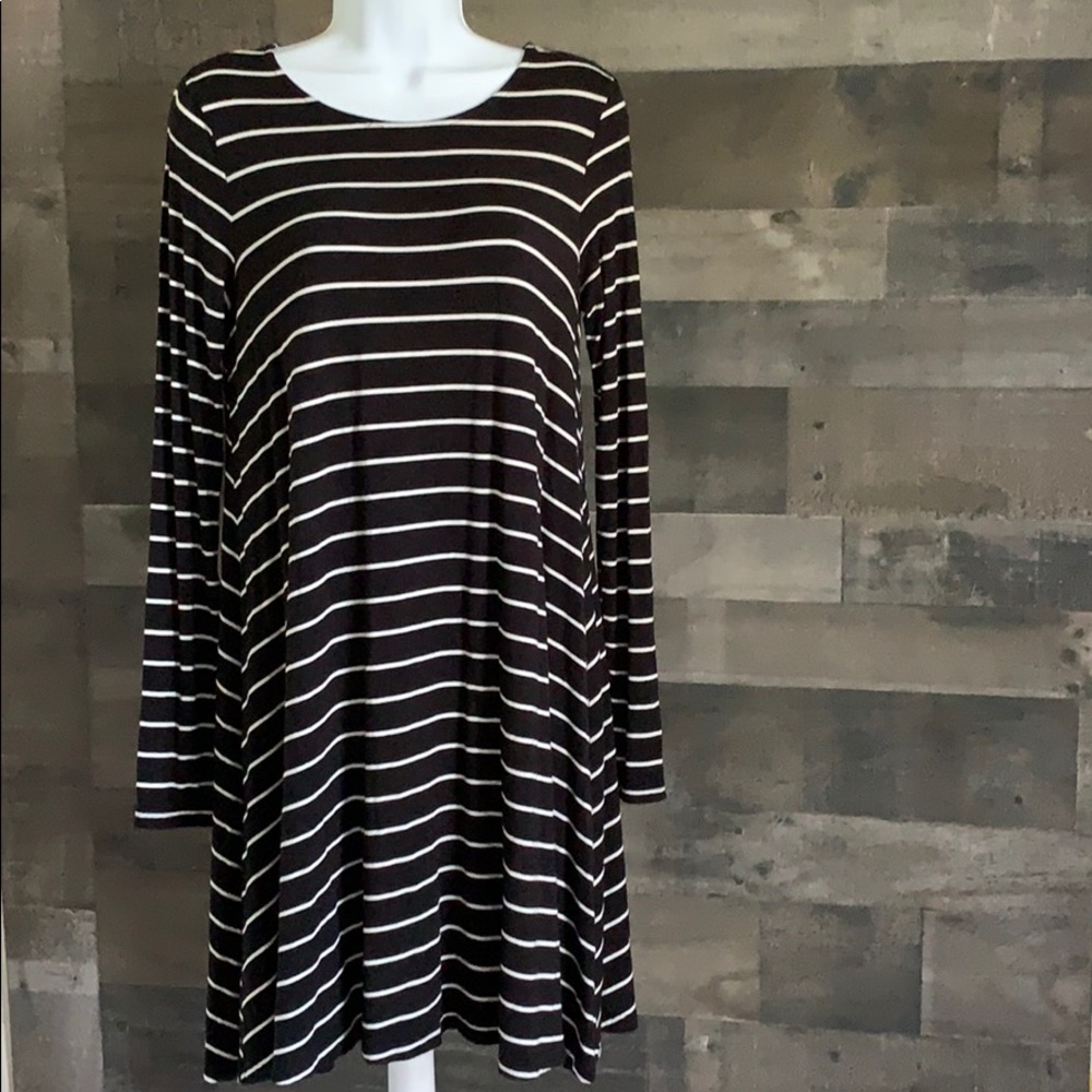Black and White Knit Dress
